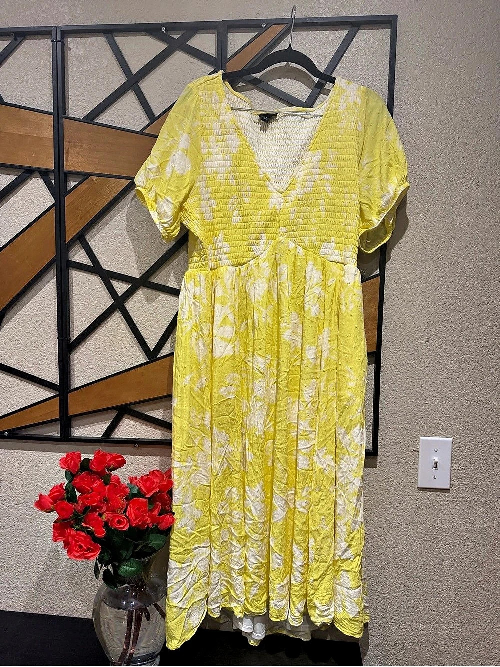 TORRID Floral Smocked Maxi Dress in Yellow & White Size 1